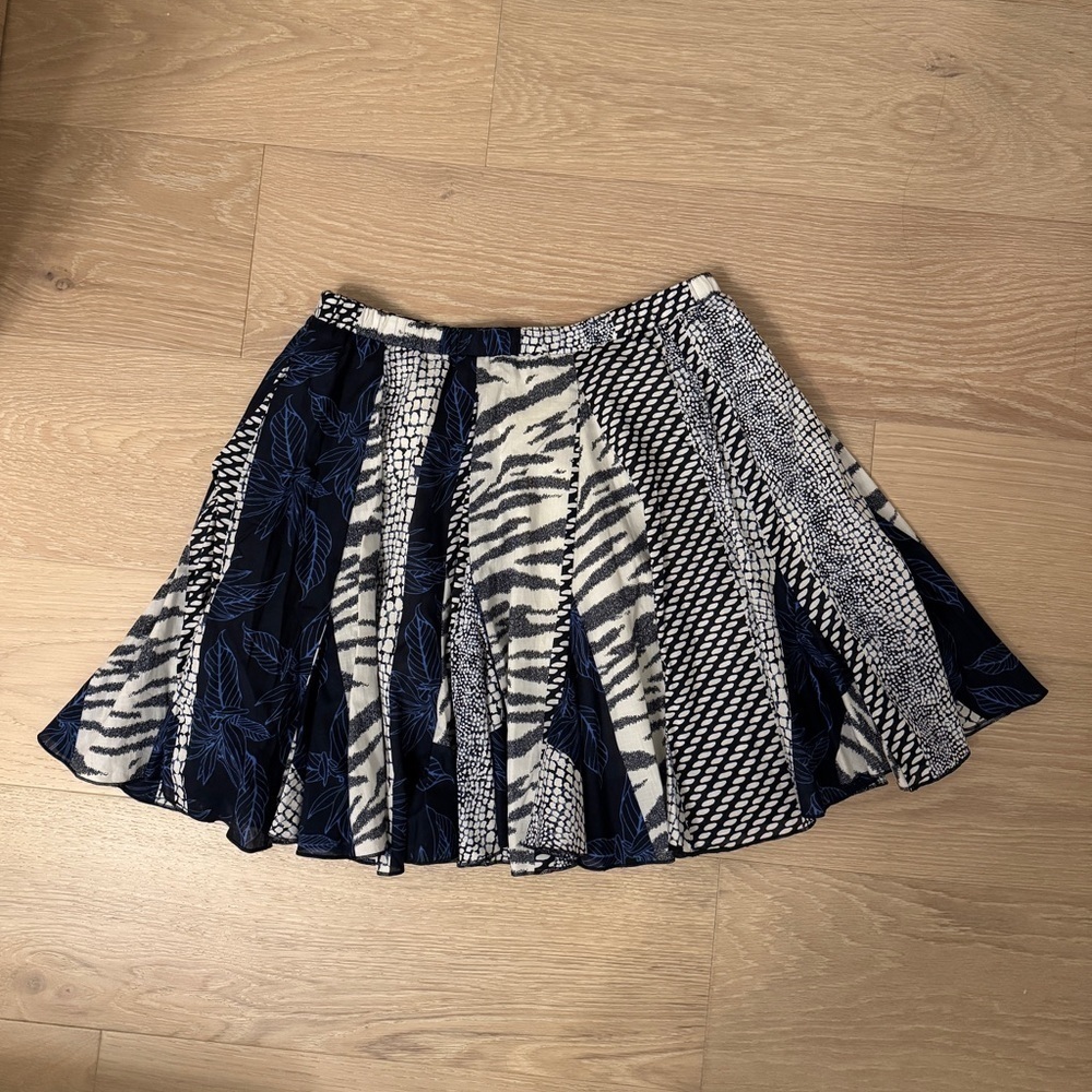 Banana Republic Animal Print Skirt - Picture 1 of 3